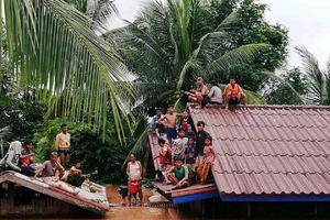 Sông Mekong đã quá tải đập thủy điện