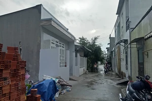 Bùng phát khu dân cư ‘lụi’ tại Cần Thơ