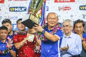 Đừng làm ông Park rối bời!