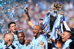 Khai mạc giải Ngoại hạng Anh: Giấc mộng bá vương!