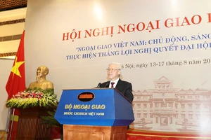 Ngoại giao phải có suy nghĩ và hành động vượt tầm quốc gia