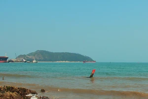 Chưa cấp phép nhận 2,5 triệu m3 bùn ở Quảng Bình