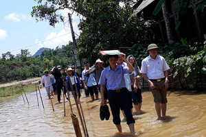 Nhận định ban đầu về vụ cả làng nhiễm HIV