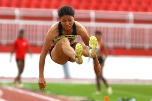 ‘Nữ hoàng’ Thu Thảo mang về HCV thứ hai