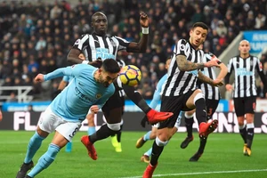 Premier League: Nghi ngờ vào ‘vua’