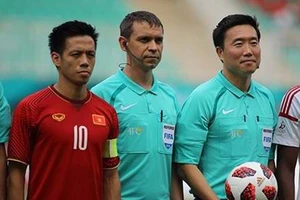 Trọng tài Hàn Quốc ‘quá tuổi’ sao vẫn bắt trận tranh HCĐ?