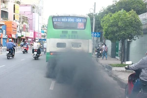 Bộ GTVT đưa lộ trình áp tiêu chuẩn khí thải ô tô