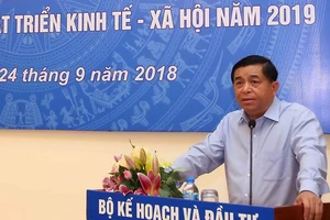 Tạm dừng đổi đất lấy hạ tầng: Cần sớm có quyết định!