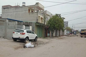 Sẽ tháo dỡ hàng trăm căn nhà xâu xé đất quốc phòng