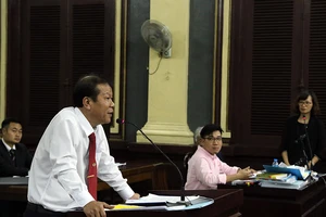 Vinasun và Grab đối đáp căng thẳng tại tòa