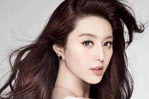 Vướng lùm xùm, sao mất hợp đồng triệu đô