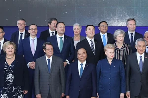 Thủ tướng nêu 3 đề nghị về liên kết Á-Âu tại ASEM 12