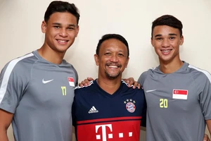 Anh em và cha con ở AFF Cup