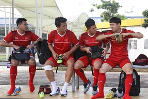 HLV Park Hang-seo mong đối thủ đá thật