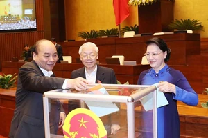 Thấy gì qua lá phiếu tín nhiệm của Quốc hội?