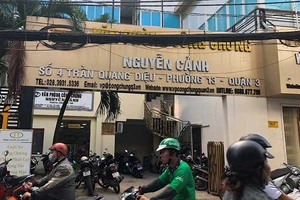 Một văn phòng công chứng mở chi nhánh sai luật