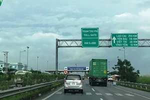 Lạ lùng việc trăm ngàn xe ‘mất tích’ ở cao tốc