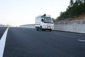 Cho thu phí trở lại cao tốc 34.500 tỉ đồng