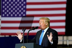 Ông Trump: Nga muốn Mỹ hỗ trợ kinh tế