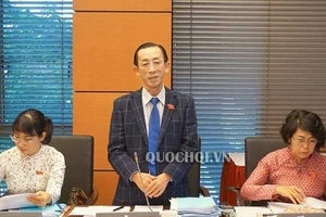 Đừng để thầy cô bị ảnh hưởng bởi phong bì, dạy thêm