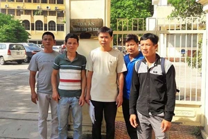 Vụ cưa gỗ khô: Sẽ dời ngày xử vào tháng 12