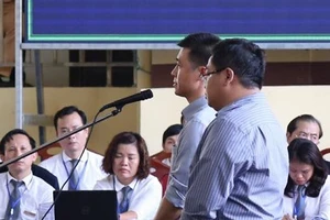 ‘Ông trùm’ lần đầu được xét hỏi