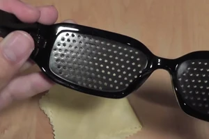 Lật tẩy kính ‘thần’ trị cận thị