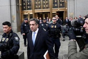 Cựu luật sư riêng vào tù, ông Trump sẽ gặp phiền toái