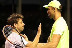 Úc mở rộng áp dụng loạt tie-break ván đấu cuối cùng