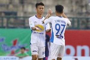 BTV Cup Number 1-2018: HA Gia Lai muốn bật nắp Champagne
