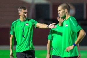 HLV tuyển Iraq e ngại thầy trò ông Park