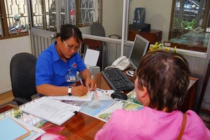 Bất ngờ: Không chỉ Hà Nội buộc ‘xin phép quay phim’