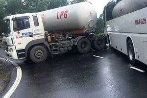 Xe khách lại bị nạn trên đèo Hải Vân