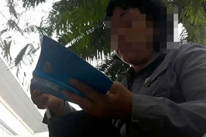 Cò vé công khai chèo kéo ở Ga Sài Gòn