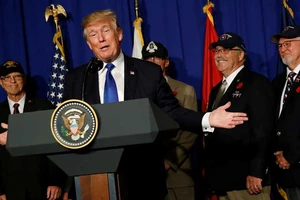 Việt Nam lợi gì khi tổ chức thượng đỉnh Trump-Kim?