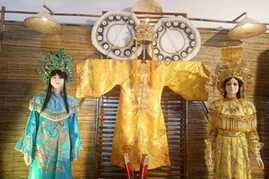 Những người may áo ‘giữ hồn’ cải lương