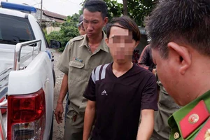 Huy động tổ 363 cùng CSGT TP.HCM test ma túy tài xế
