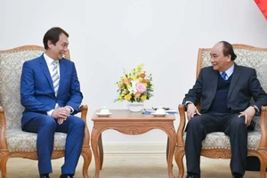 Thủ tướng tiếp chủ tịch Liên đoàn Chế biến chế tạo Singapore