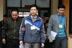 Vụ BS Lương: Ai cho chạy thận khi chưa bàn giao?