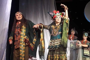 Kịch Tết 2019: Đa sắc, giàu tiếng cười