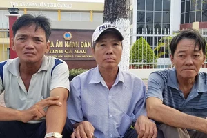 Ông ve chai và bà công nhân được chia đôi giải độc đắc