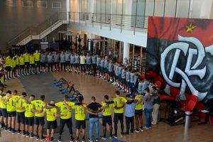 10 cầu thủ trẻ bị chết ở lò bóng đá do hỏa hoạn