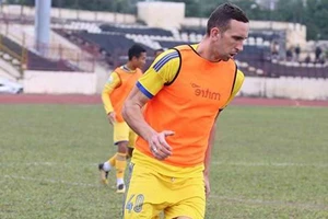 SL Nghệ An có ‘soái ca’ 1,91 m thay Quế Ngọc Hải