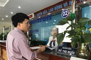 Rút ngắn hàng loạt thủ tục, dân ngỡ ngàng