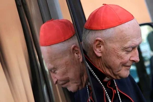 Vatican họp khẩn giải quyết nạn bê bối tình dục