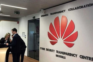Đối đầu Mỹ-Trung tạo cuộc chiến ủy nhiệm Huawei