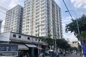 Ngân hàng muốn xiết chung cư: Không dễ