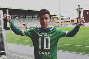 Để Alexander Dang được như Đặng Văn Lâm