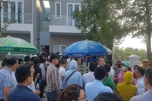 Ngàn người mua đất không giấy đỏ, chính quyền ở đâu?