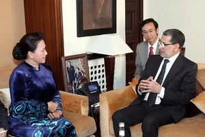 Chủ tịch Quốc hội hội kiến thủ tướng Maroc